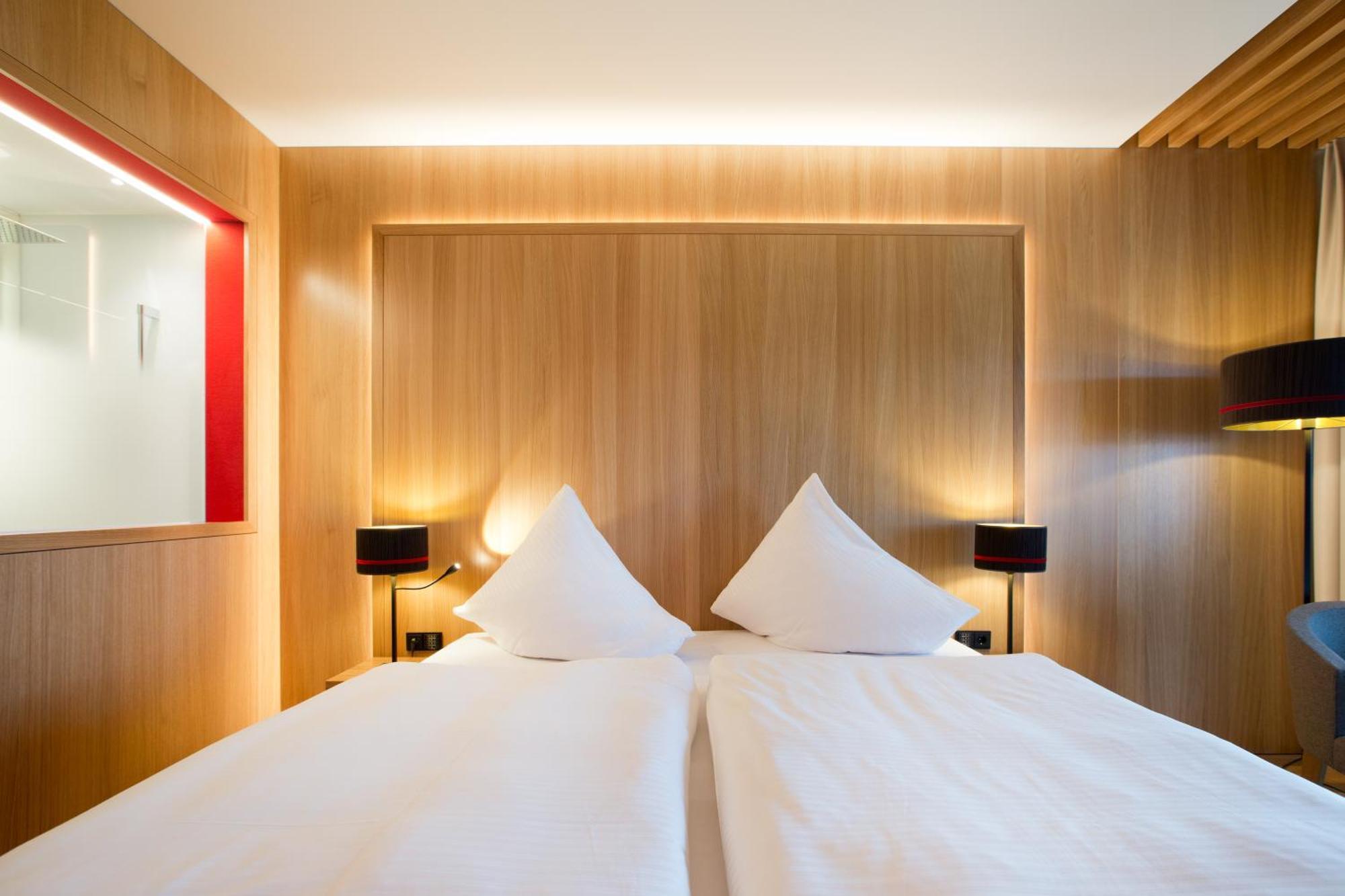 ברגנץ Hotel Schwaerzler מראה חיצוני תמונה